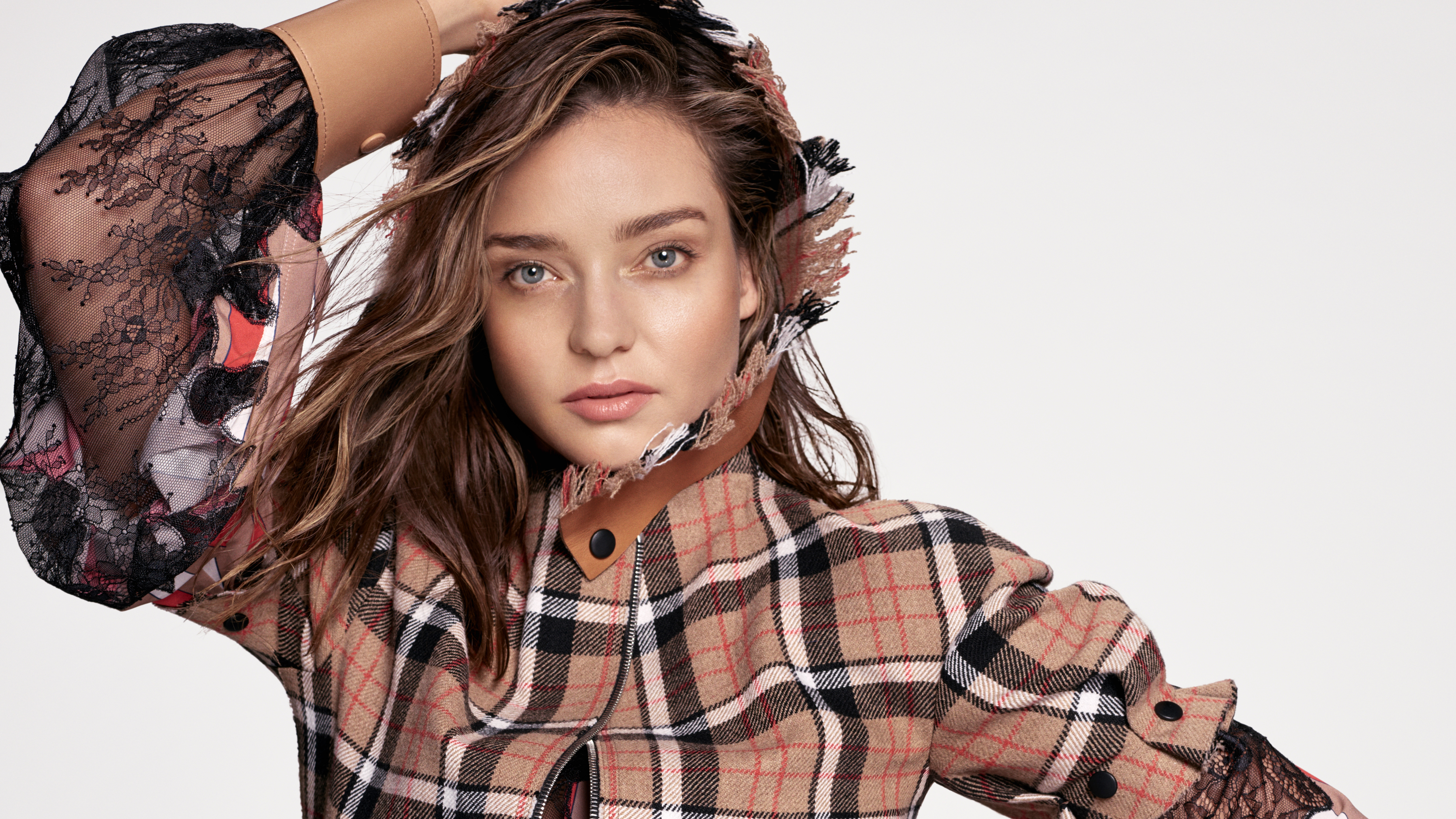 Maisie Williams InStyle Magazine 2018 Wallpapers