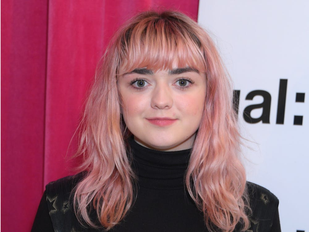 Maisie Williams Pink Hair Wallpapers