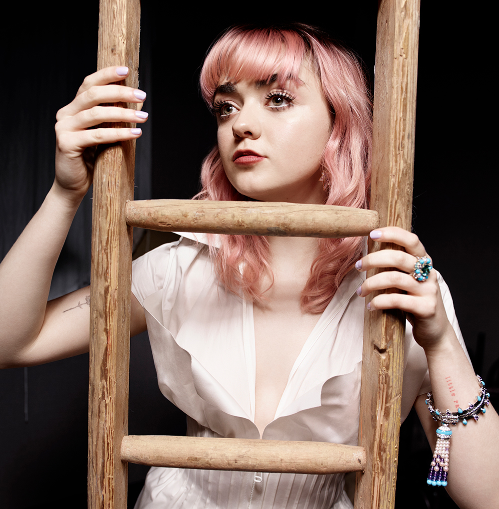 Maisie Williams S Magazine Wallpapers