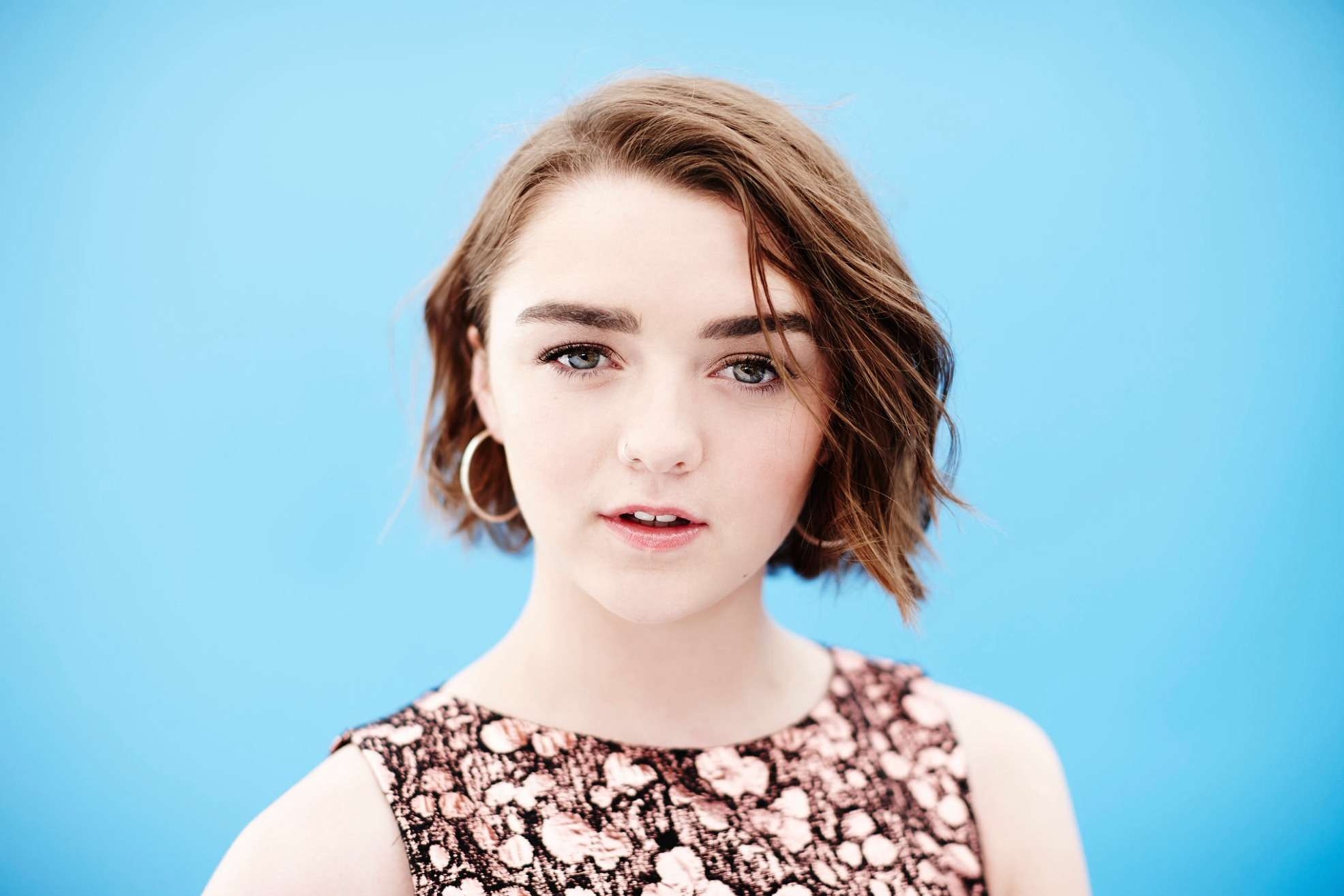 Maisie Williams Short Hair Wallpapers