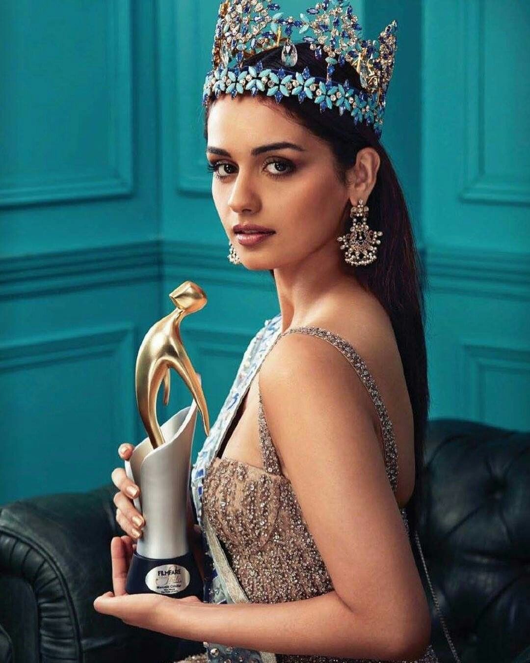 Manushi Chhillar Wallpapers