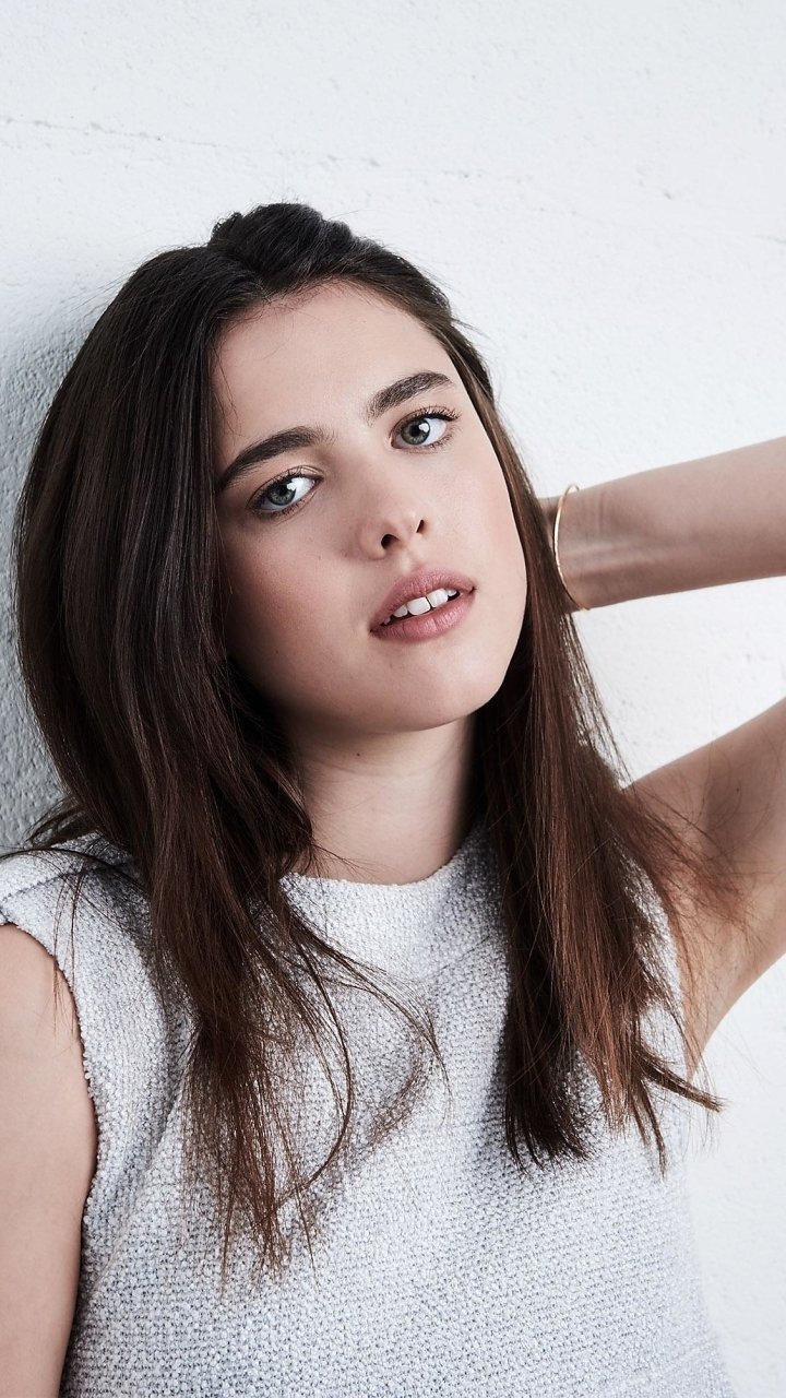 Margaret Qualley Actress 2021 Wallpapers