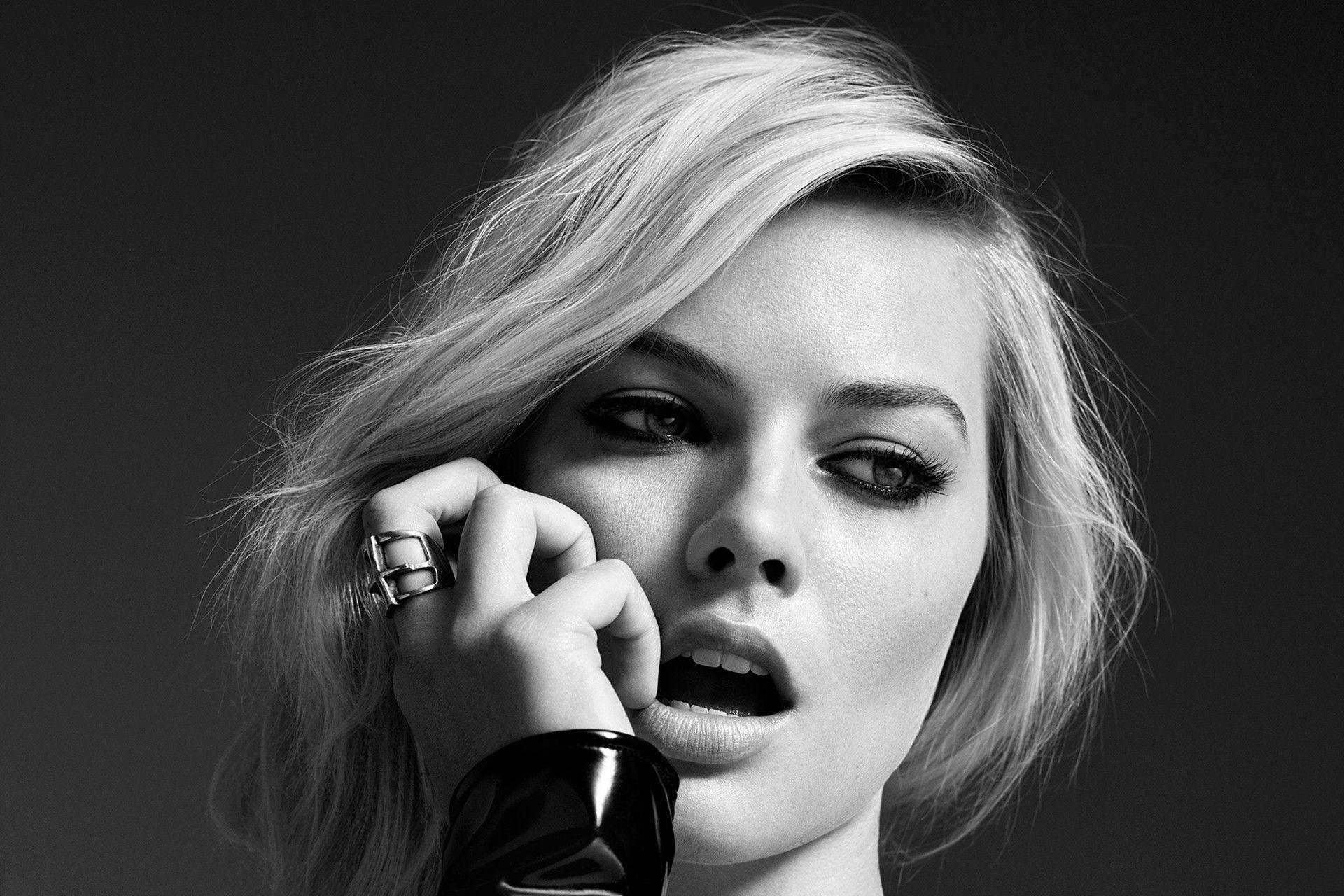 Margot Robbie Face Wallpapers