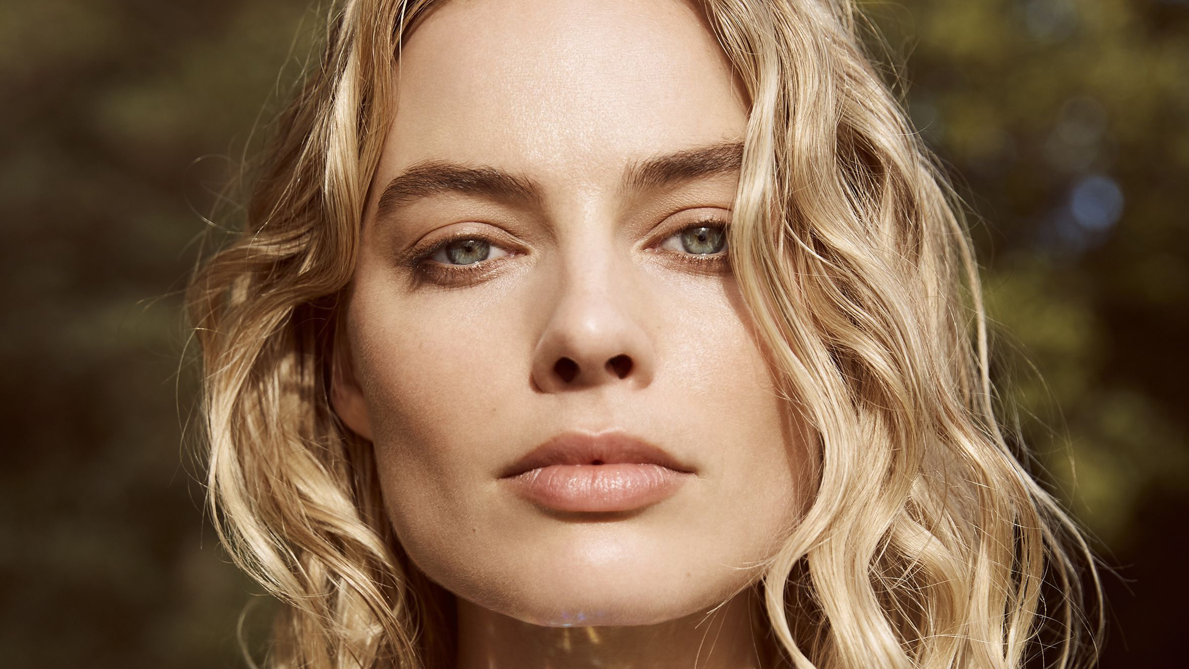 Margot Robbie Harper Bazaar 2018 Wallpapers