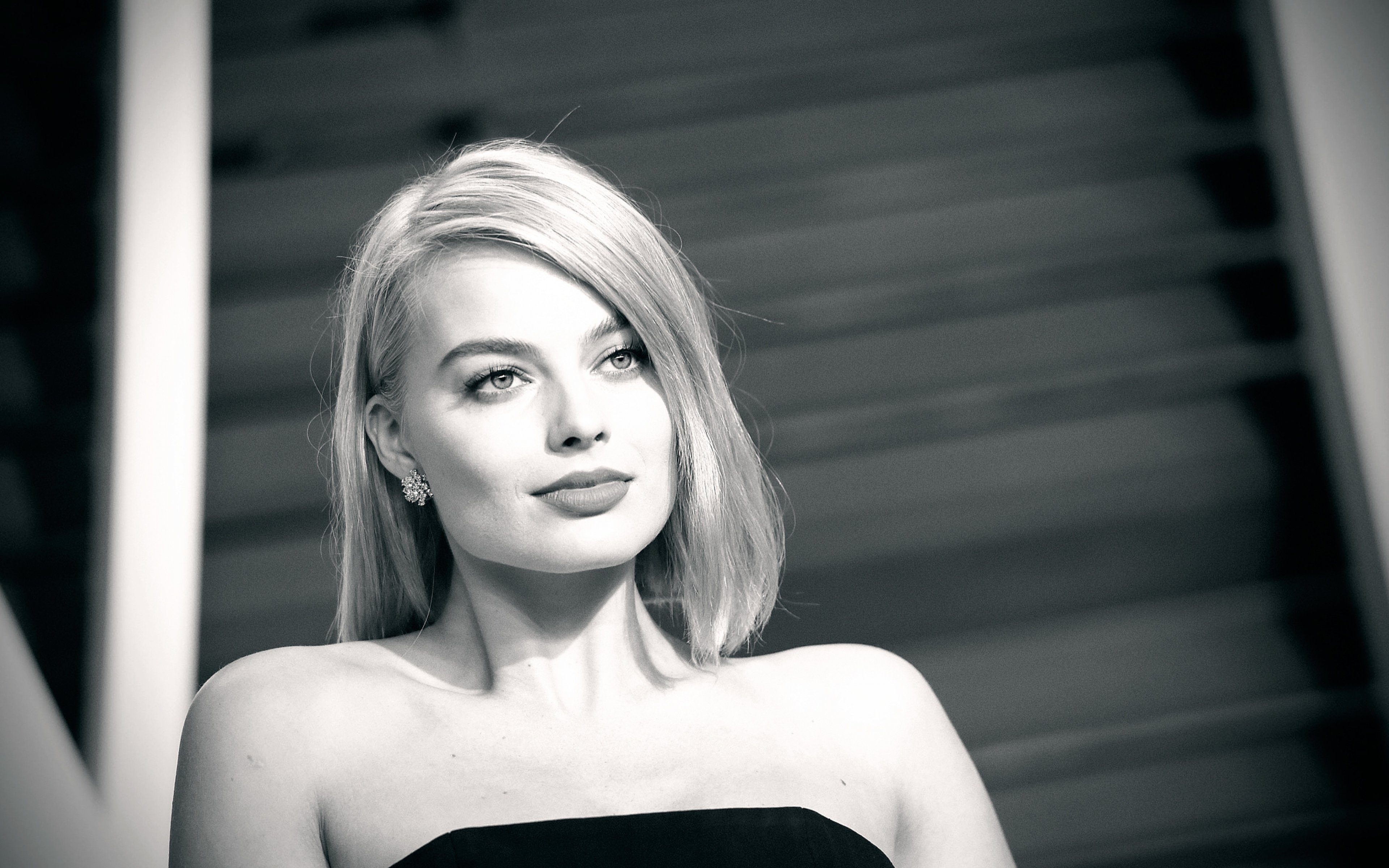 Margot Robbie Monochrome 2021 Wallpapers