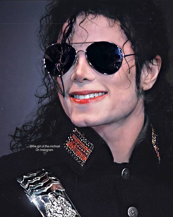 michael jackson smile Wallpapers