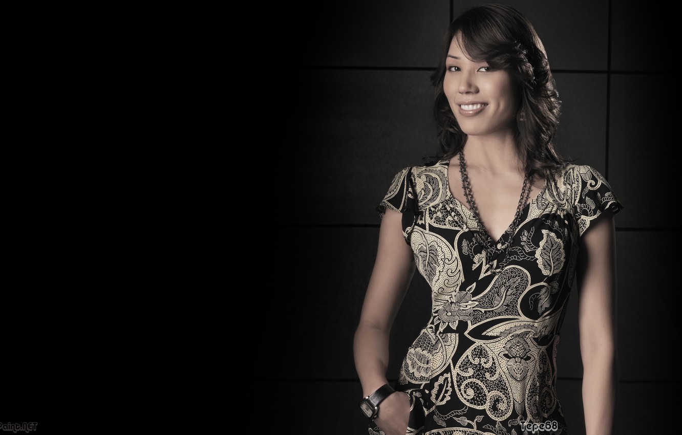 Michaela Conlin Wallpapers