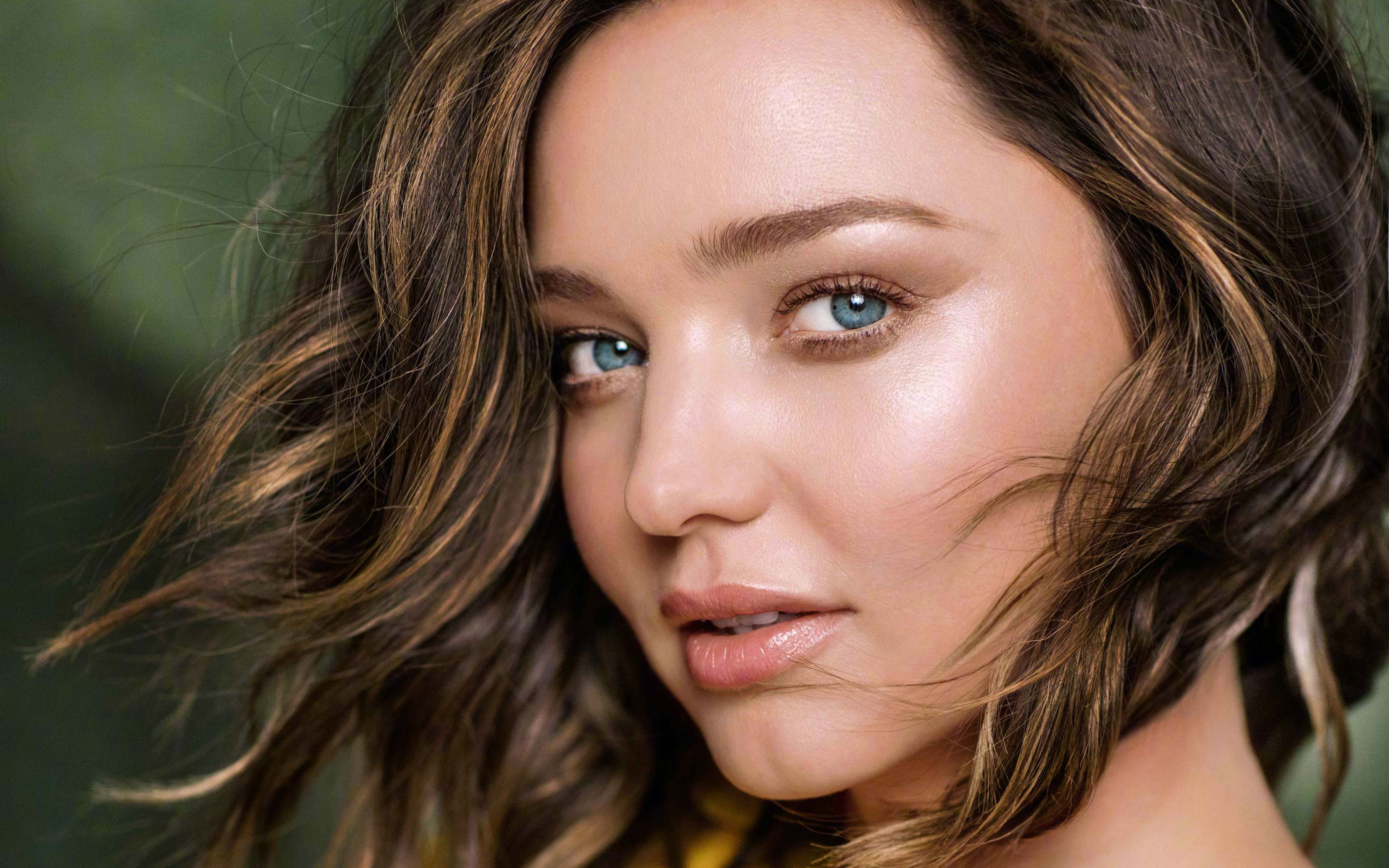 Miranda Kerr HD Actress 2021 Wallpapers