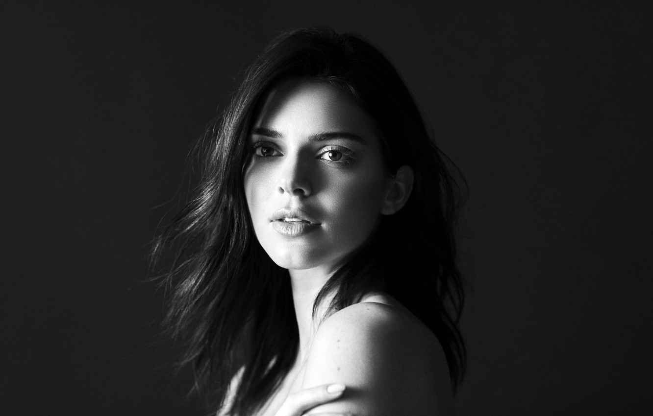 Model Kendall Jenner Monochrome Wallpapers