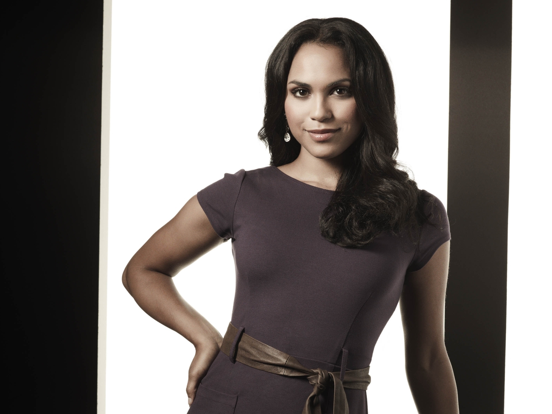 Monica Raymund Wallpapers