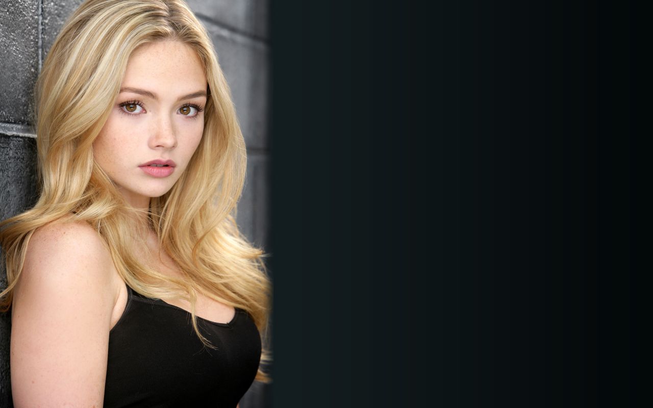 Natalie Alyn Lind Wallpapers