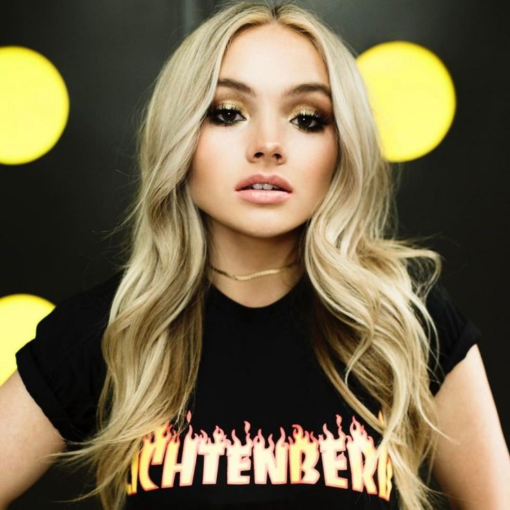 Natalie Alyn Lind Wallpapers