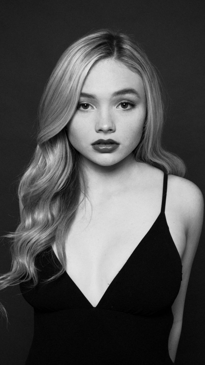 Natalie Alyn Lind 2020 Wallpapers