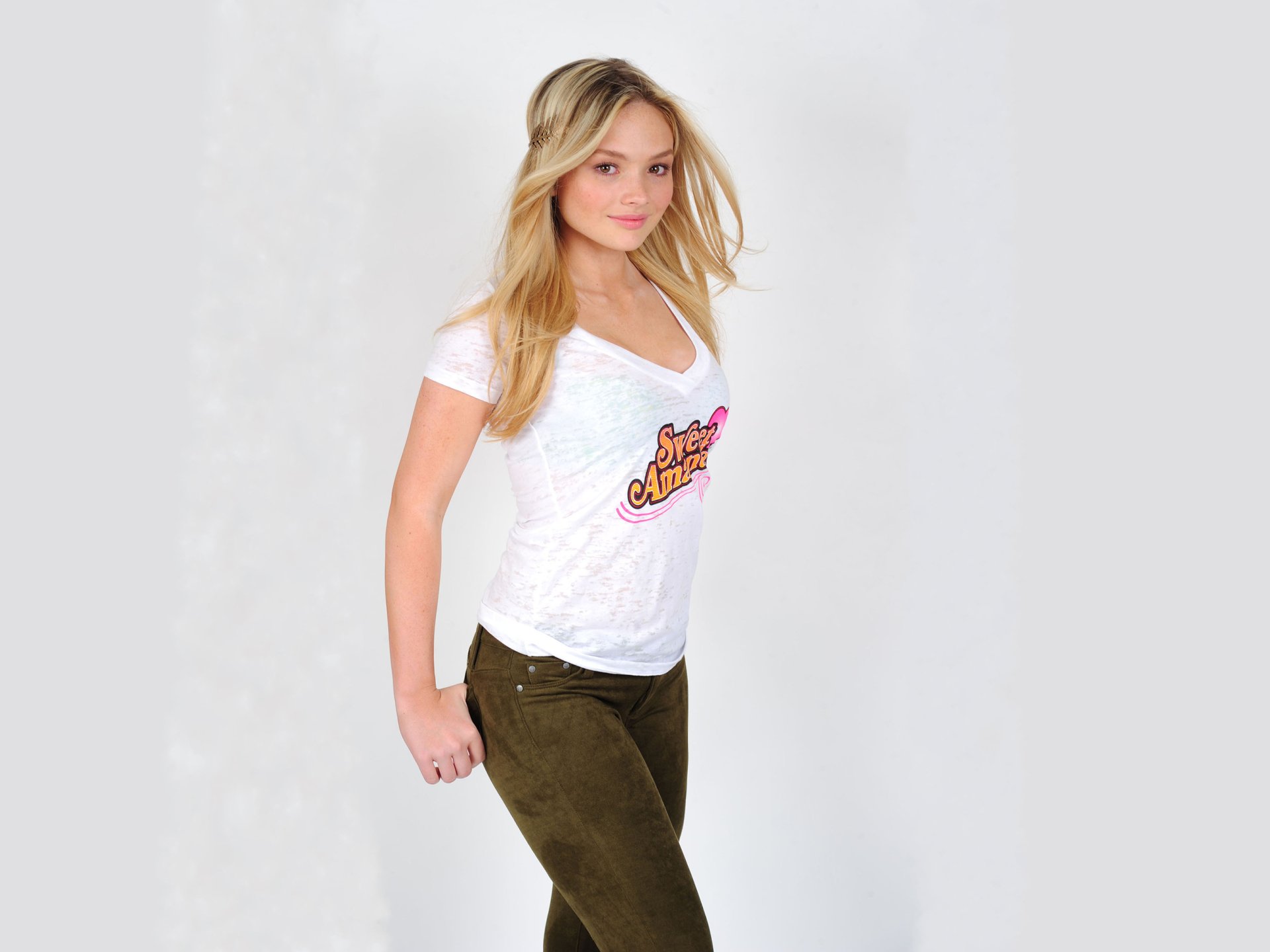 Natalie Alyn Lind 2020 Wallpapers