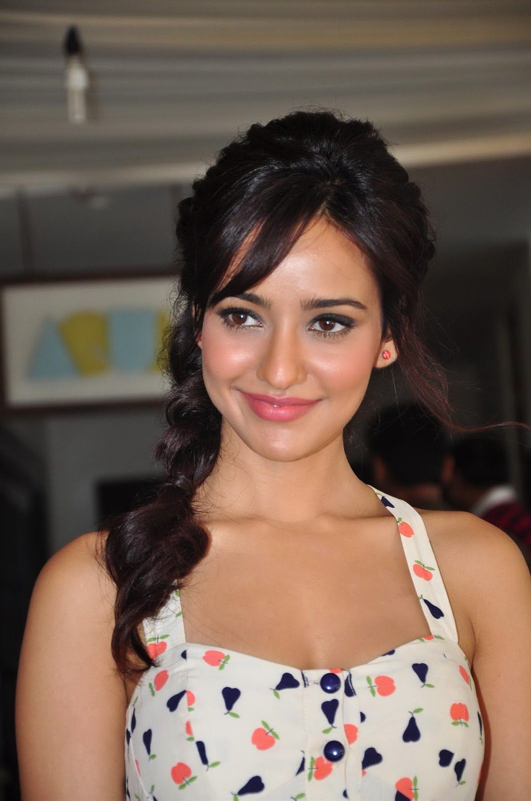 Neha Sharma Wallpapers