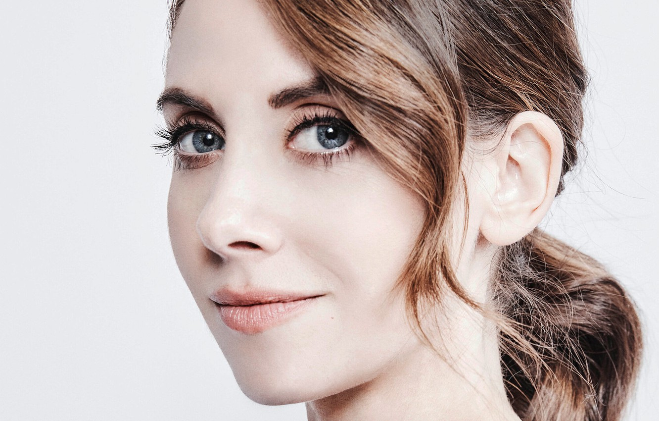 New Alison Brie 2020 Actress Wallpapers