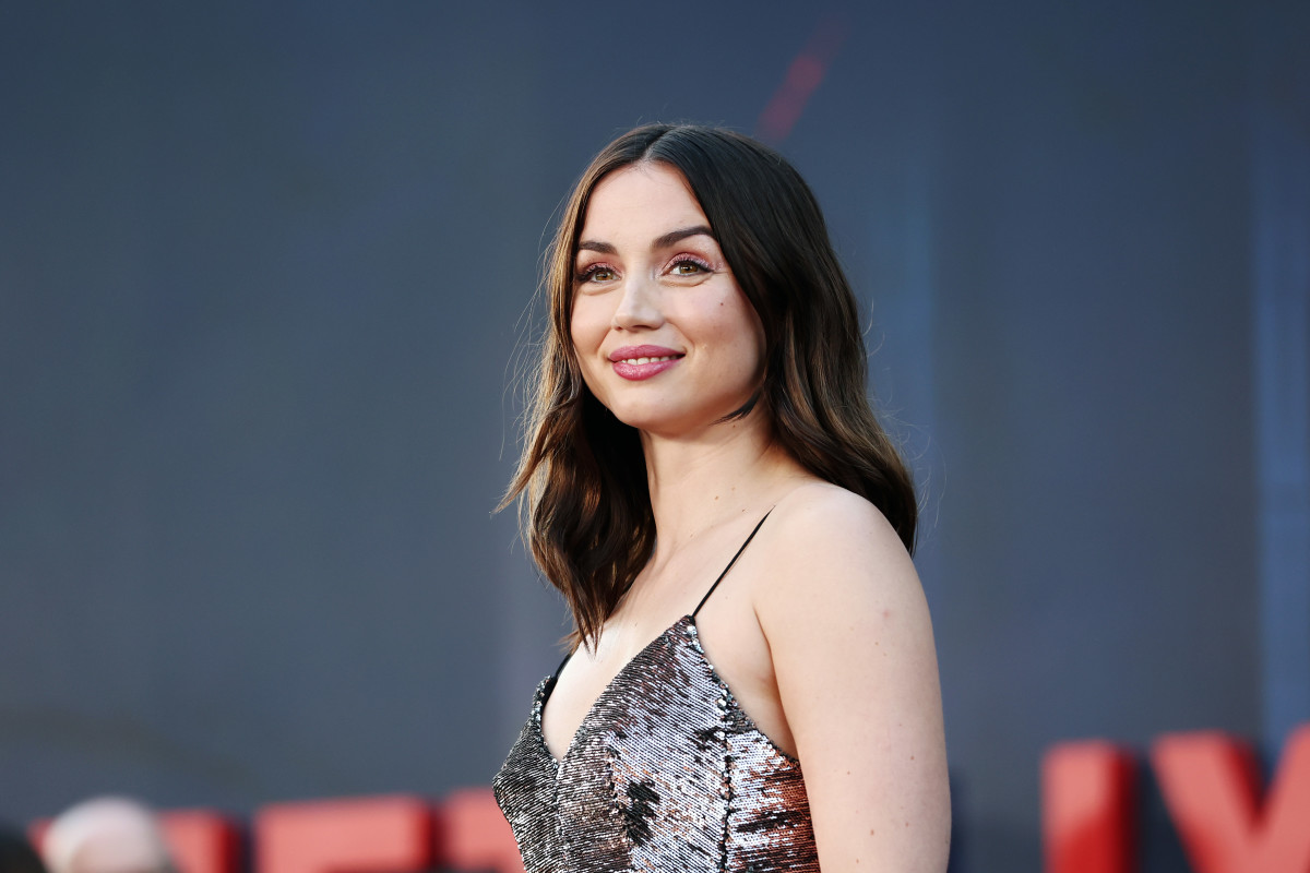 New Ana de Armas Actress 2021 Wallpapers