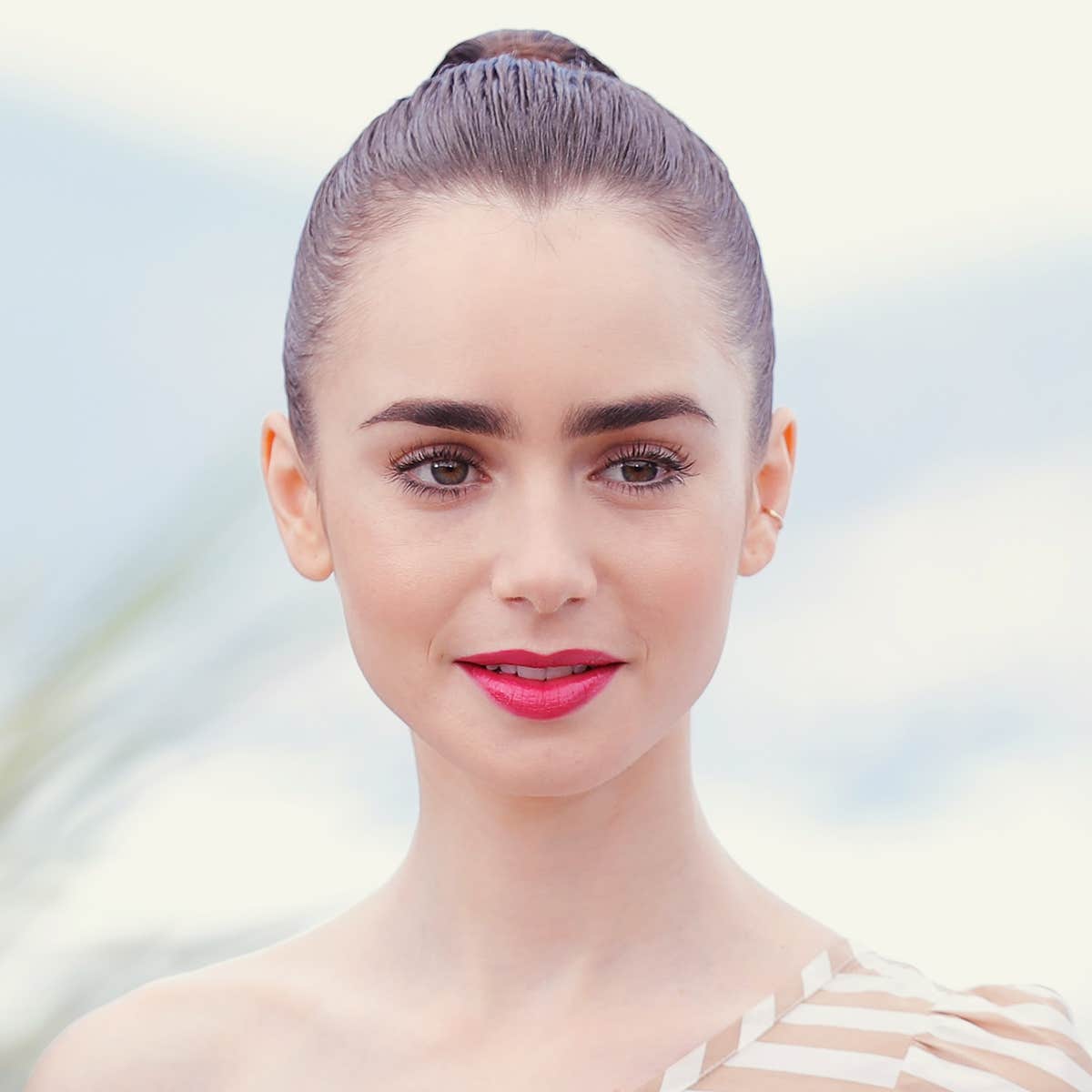 New Lily Collins Actress 2021 Wallpapers