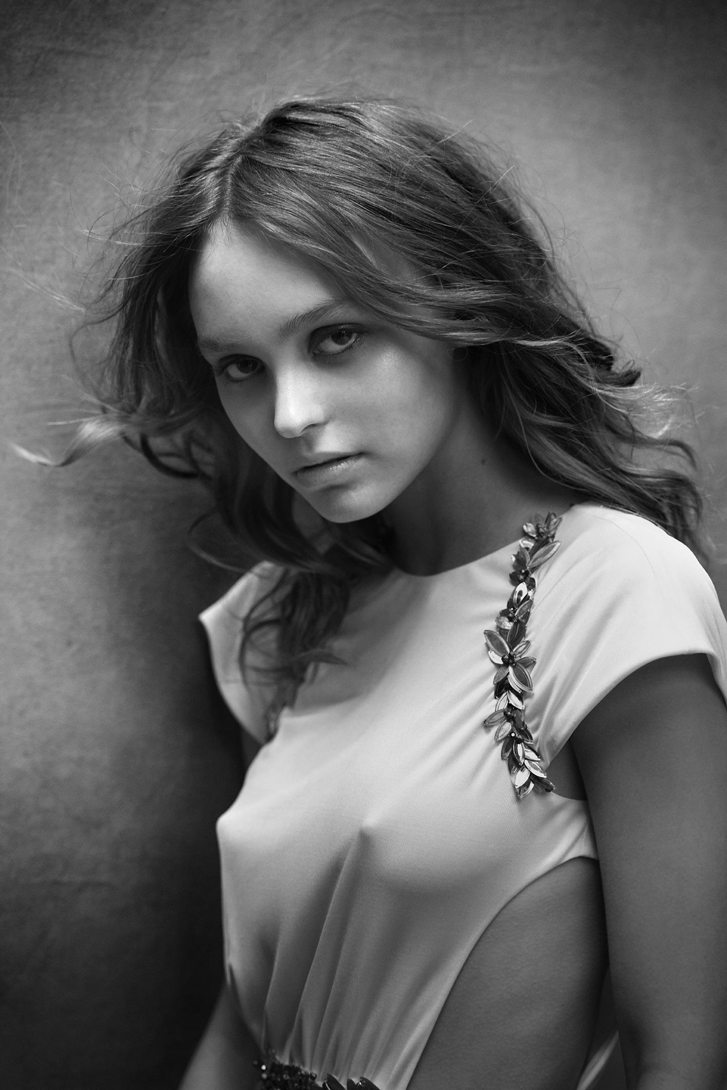 New Lily-Rose Depp 2020 Wallpapers