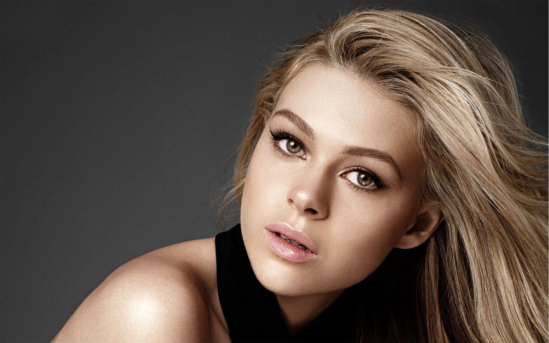 Nicola Peltz 2017 Wallpapers