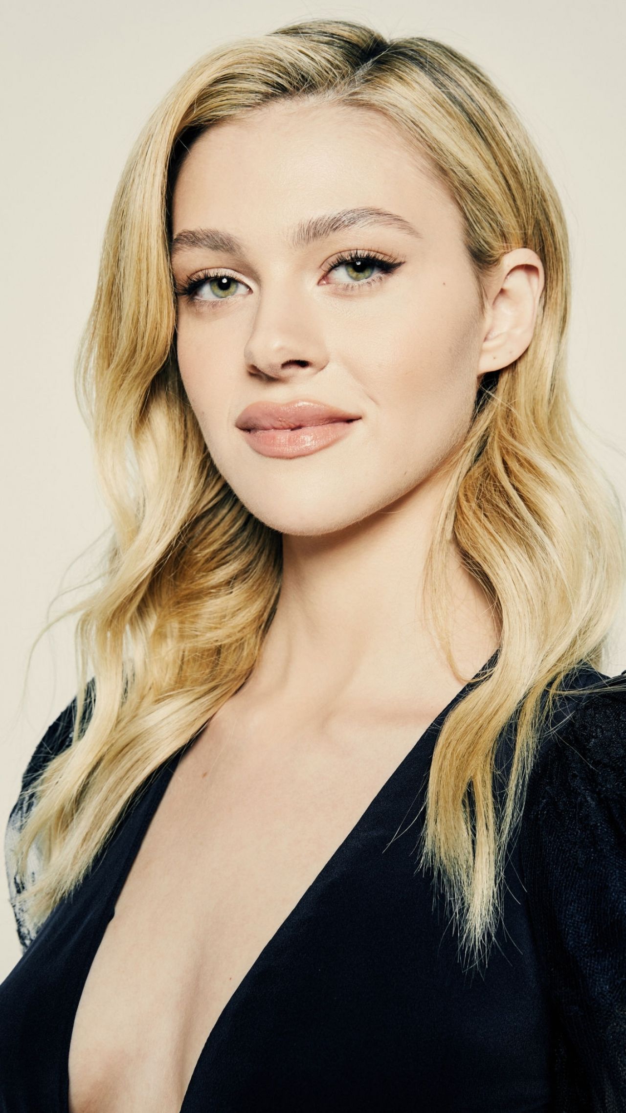 Nicola Peltz 2018 Photoshoot Wallpapers