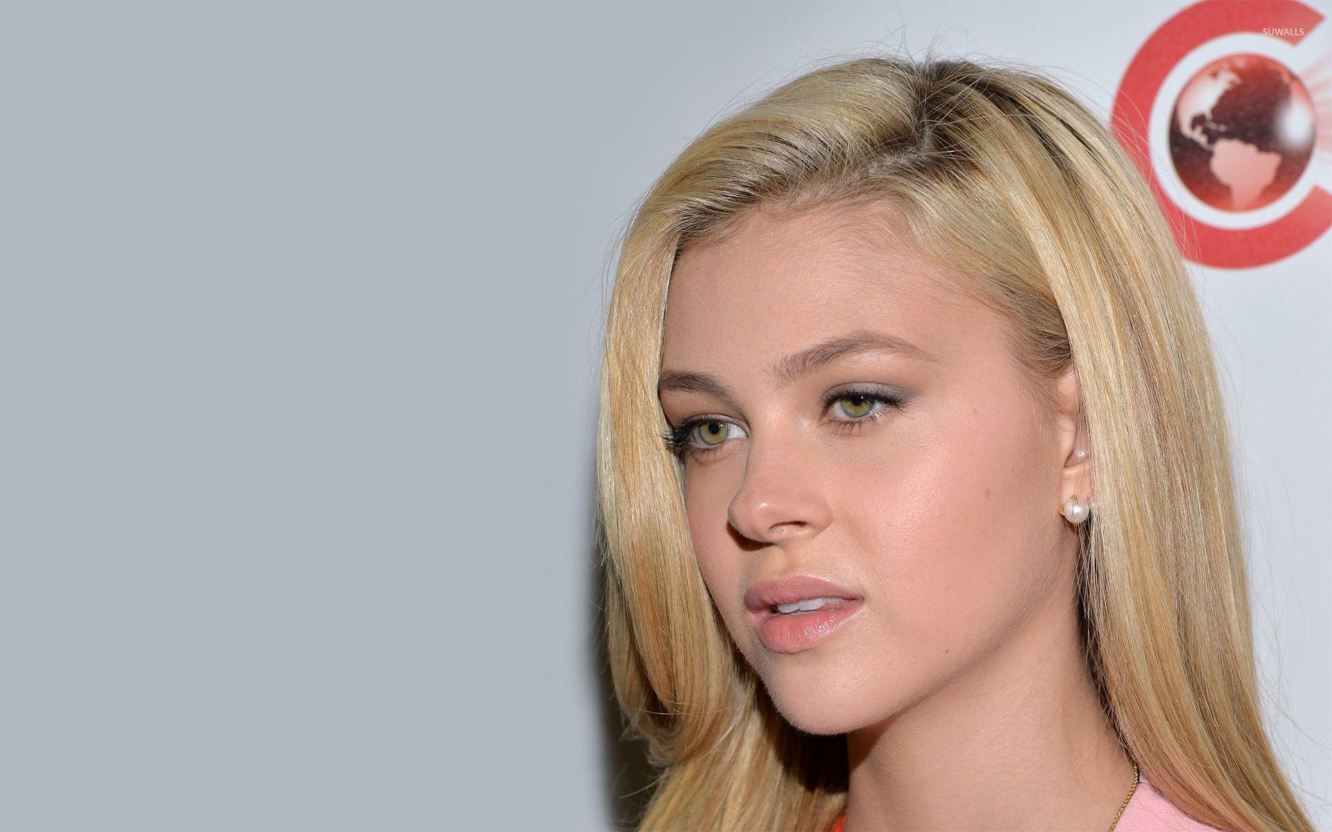 Nicola Peltz 2018 Photoshoot Wallpapers