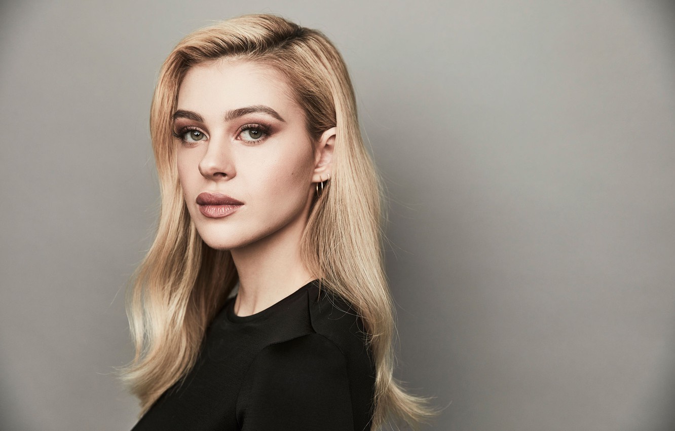 Nicola Peltz 2018 Photoshoot Wallpapers