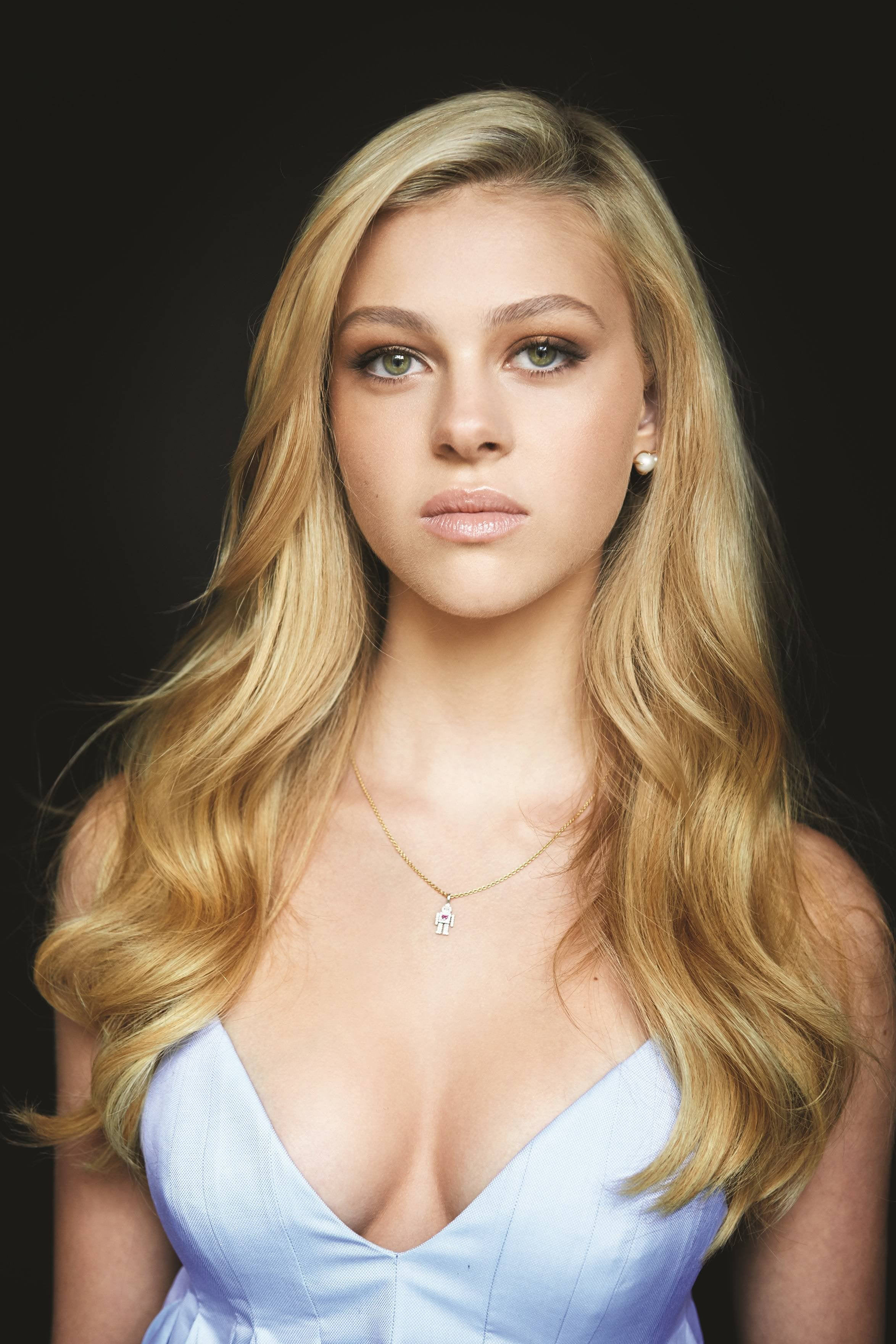 Nicola Peltz In Wallpapers