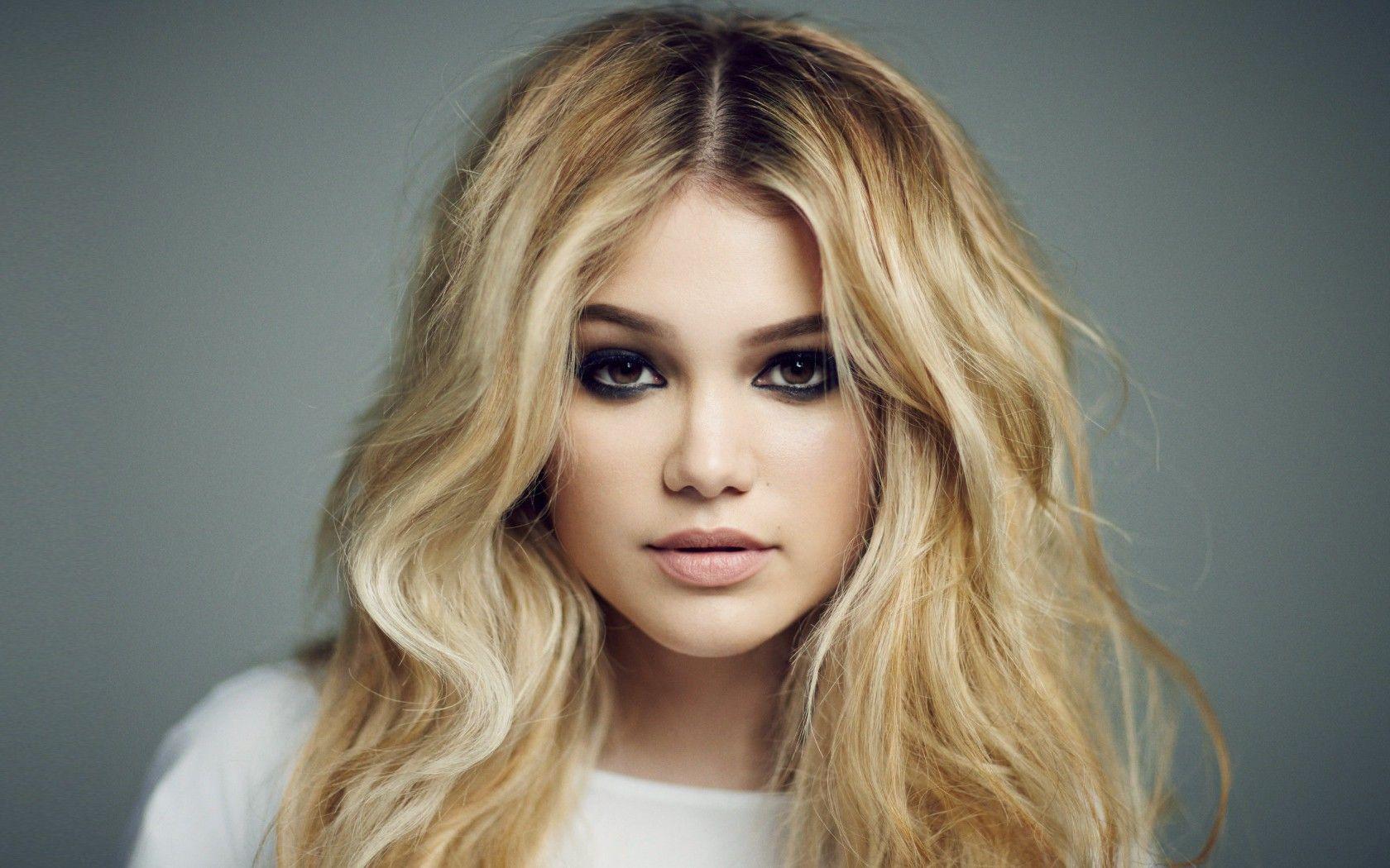 Olivia Holt 2018 Wallpapers