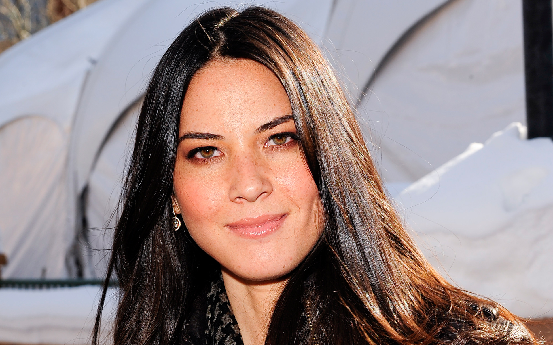 Olivia Munn Wallpapers