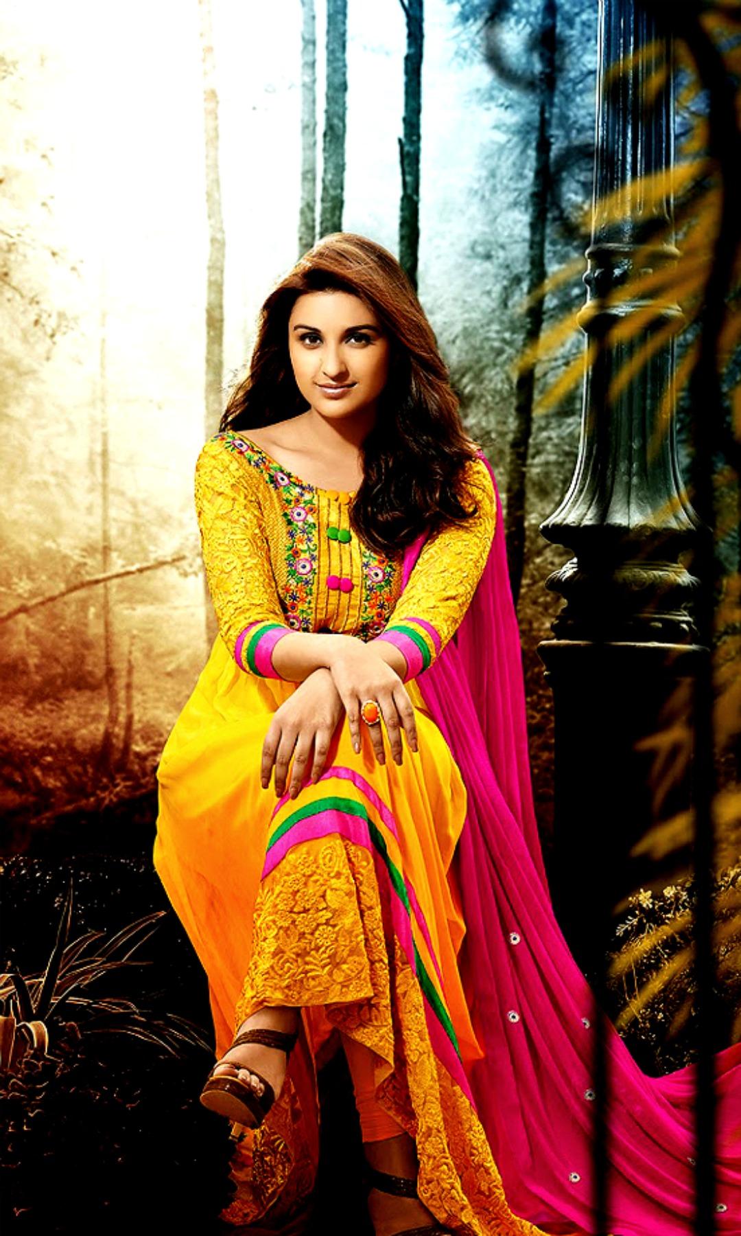 Parineeti Chopra Wallpapers