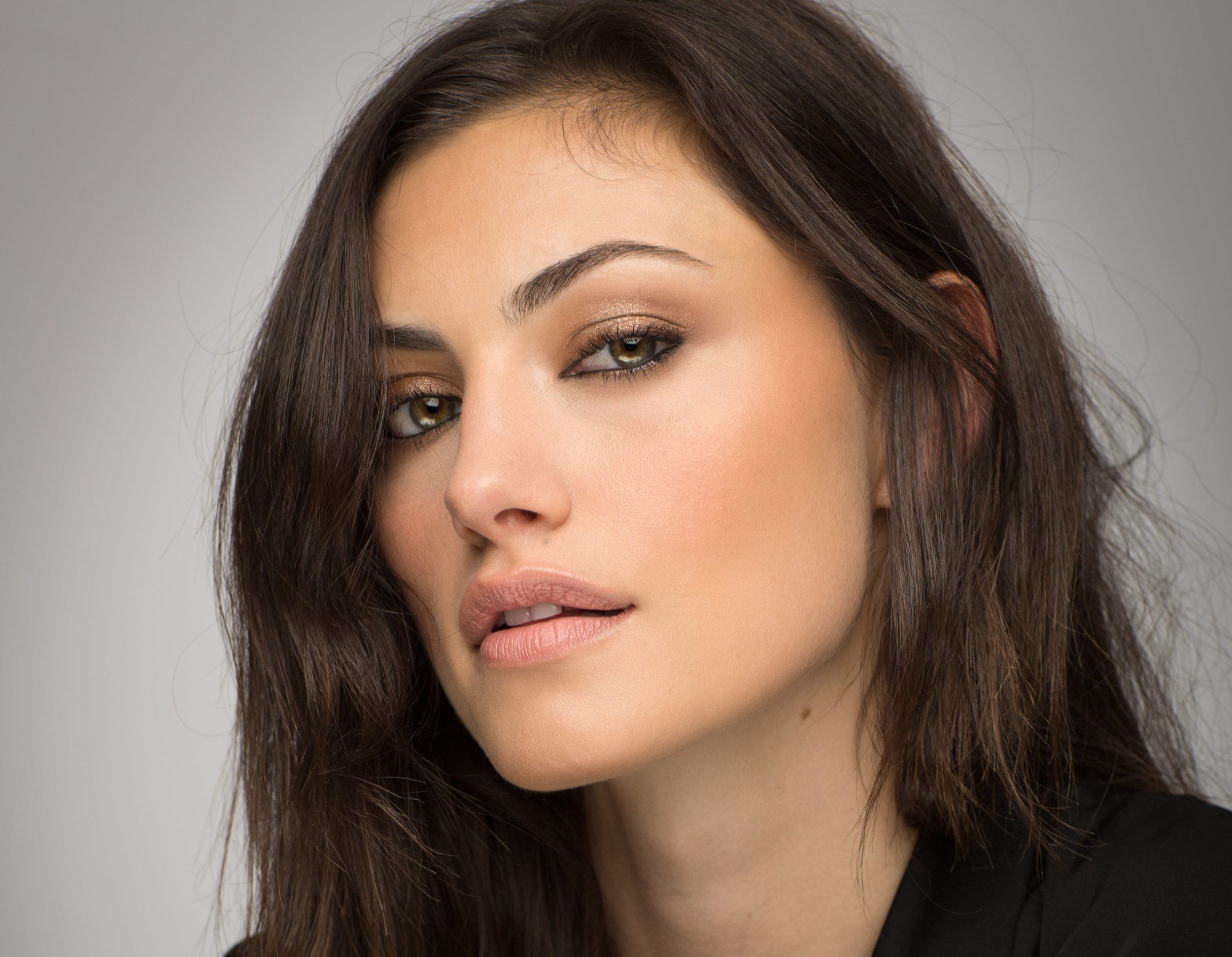 Phoebe Tonkin 2018 Wallpapers