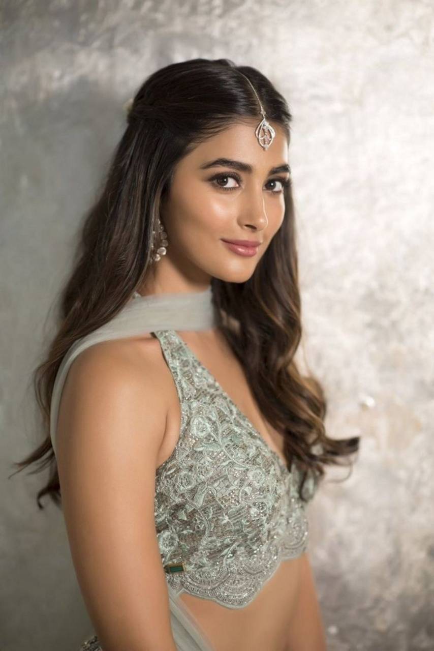 Pooja Hegde Wallpapers