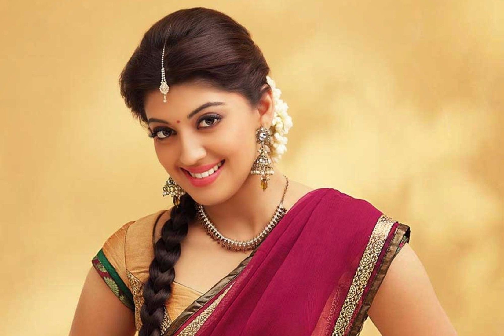 Pranitha Subhash Wallpapers