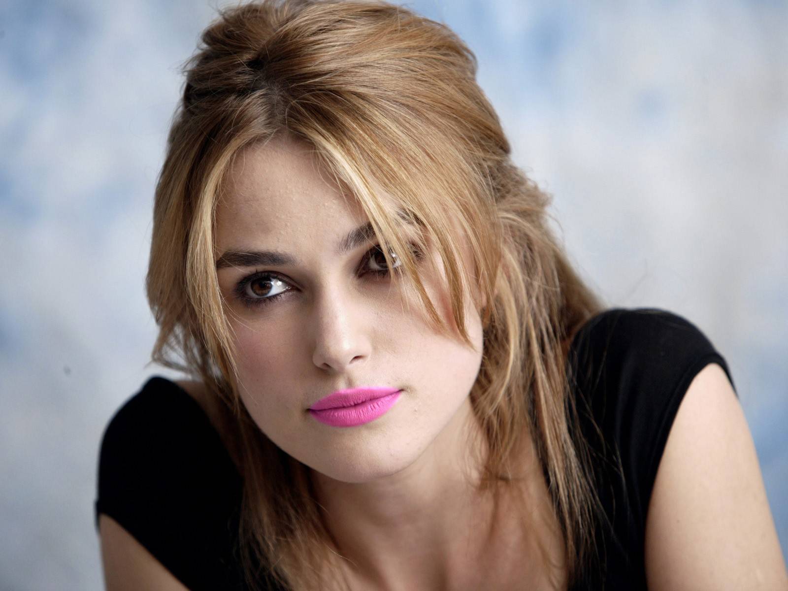 Pretty Keira Knightley For Variety Wallpapers