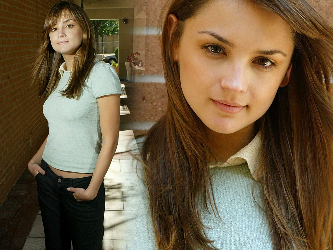 Rachael Leigh Cook Wallpapers