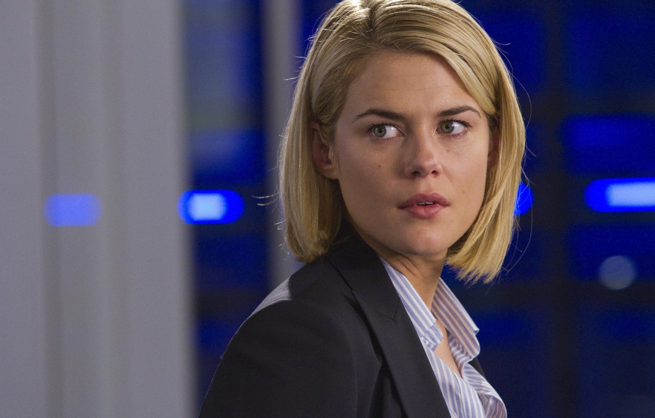 Rachael Taylor Wallpapers