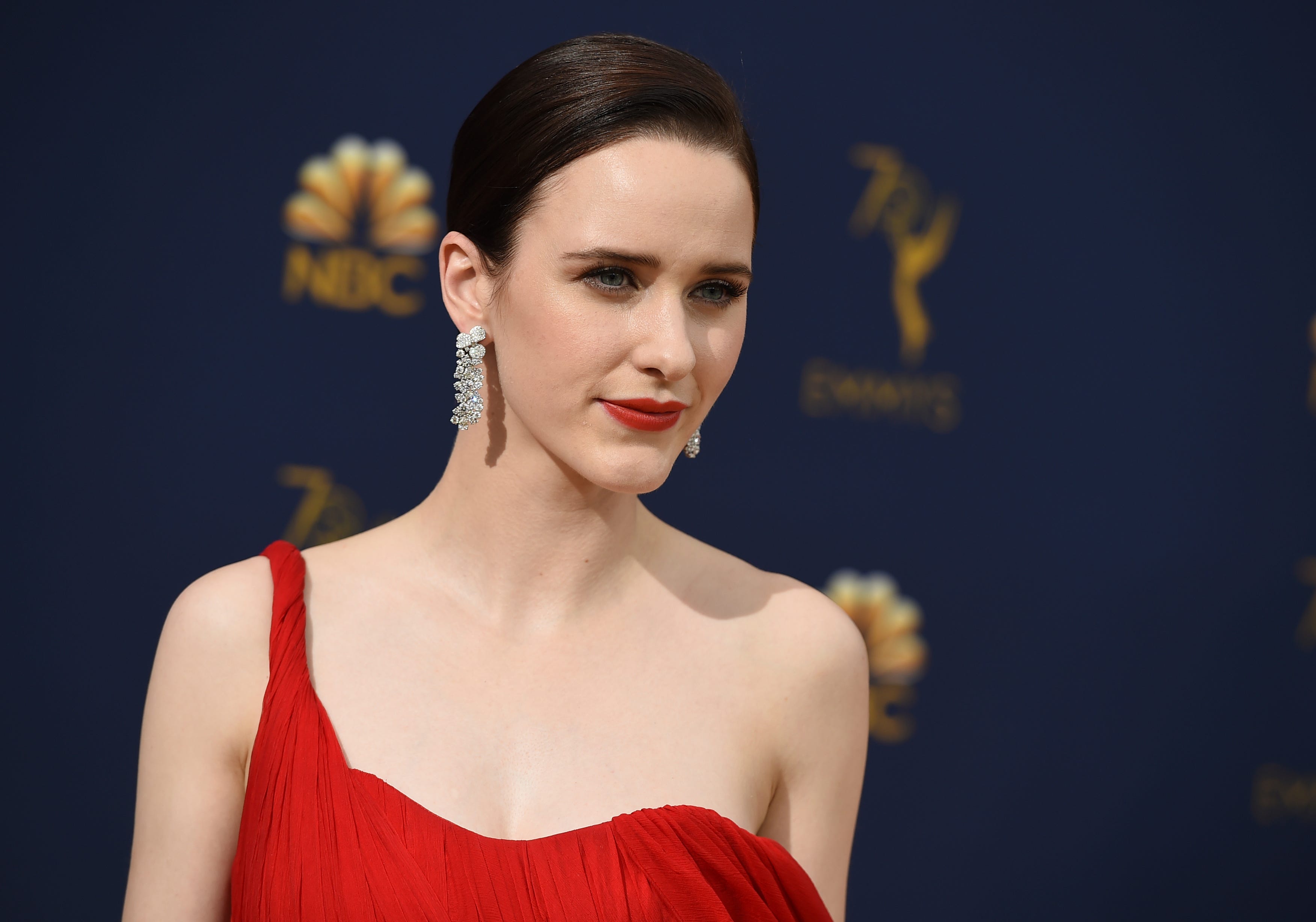 Rachel Brosnahan Actress Wallpapers