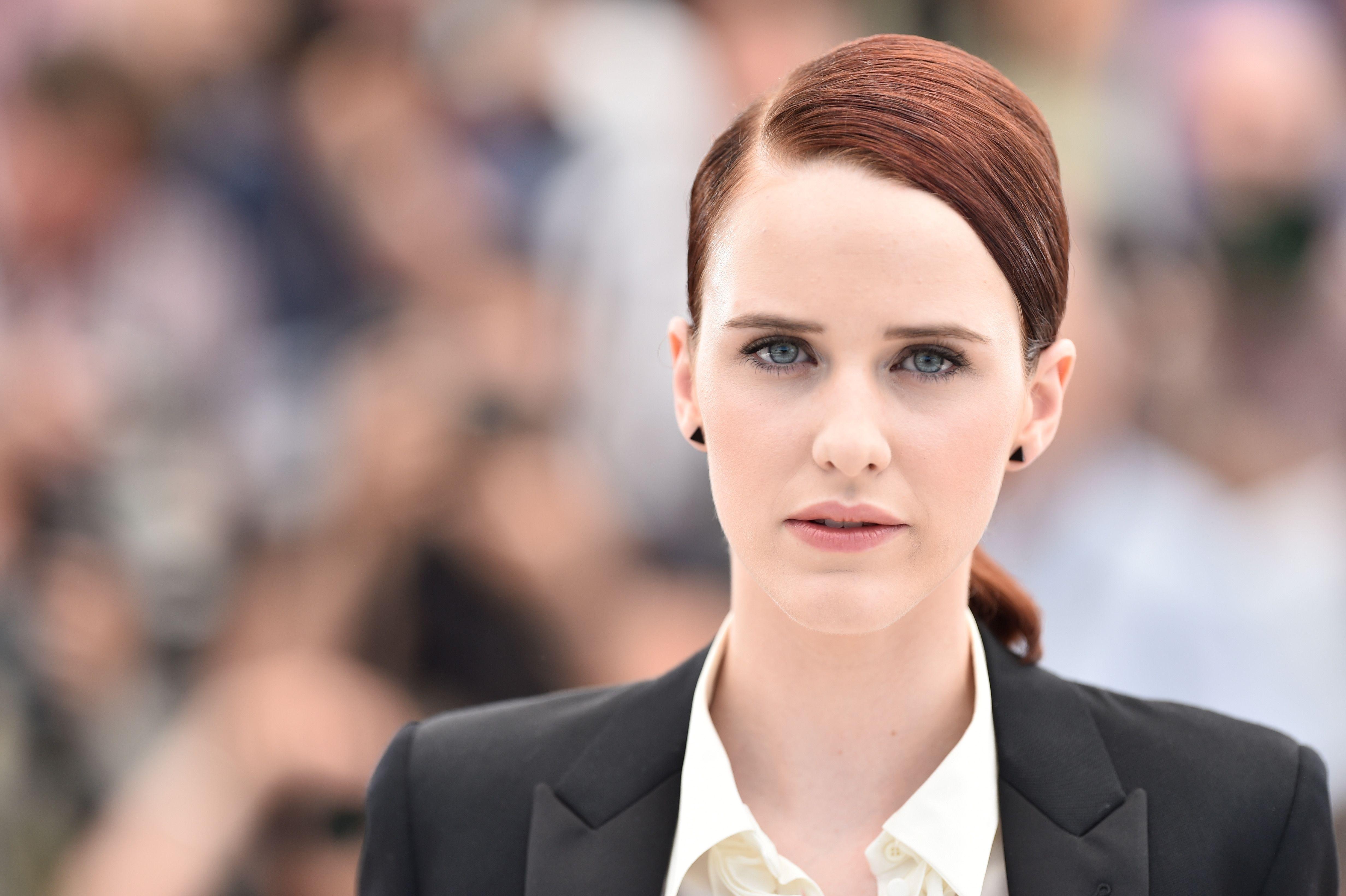 Rachel Brosnahan Actress Wallpapers