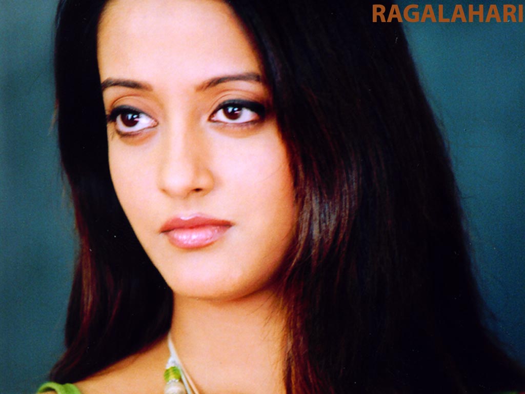 Raima Sen Wallpapers