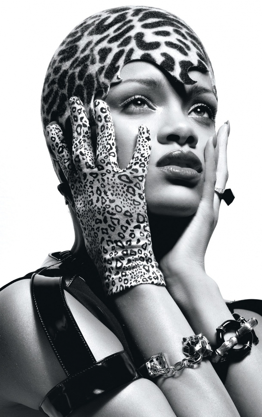 Rihanna Monochrome Wallpapers