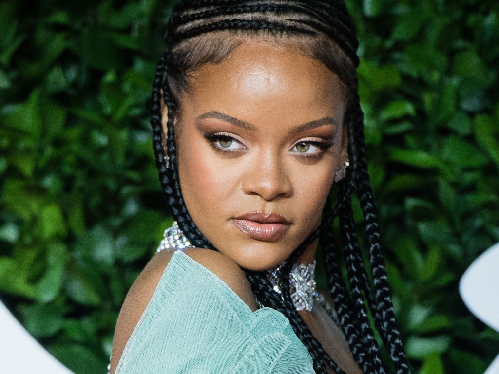 Rihanna Singer 2021 Wallpapers