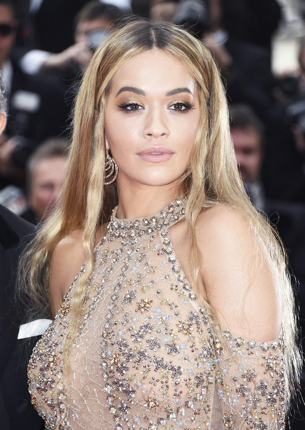 Rita Ora Cute 2020 Wallpapers