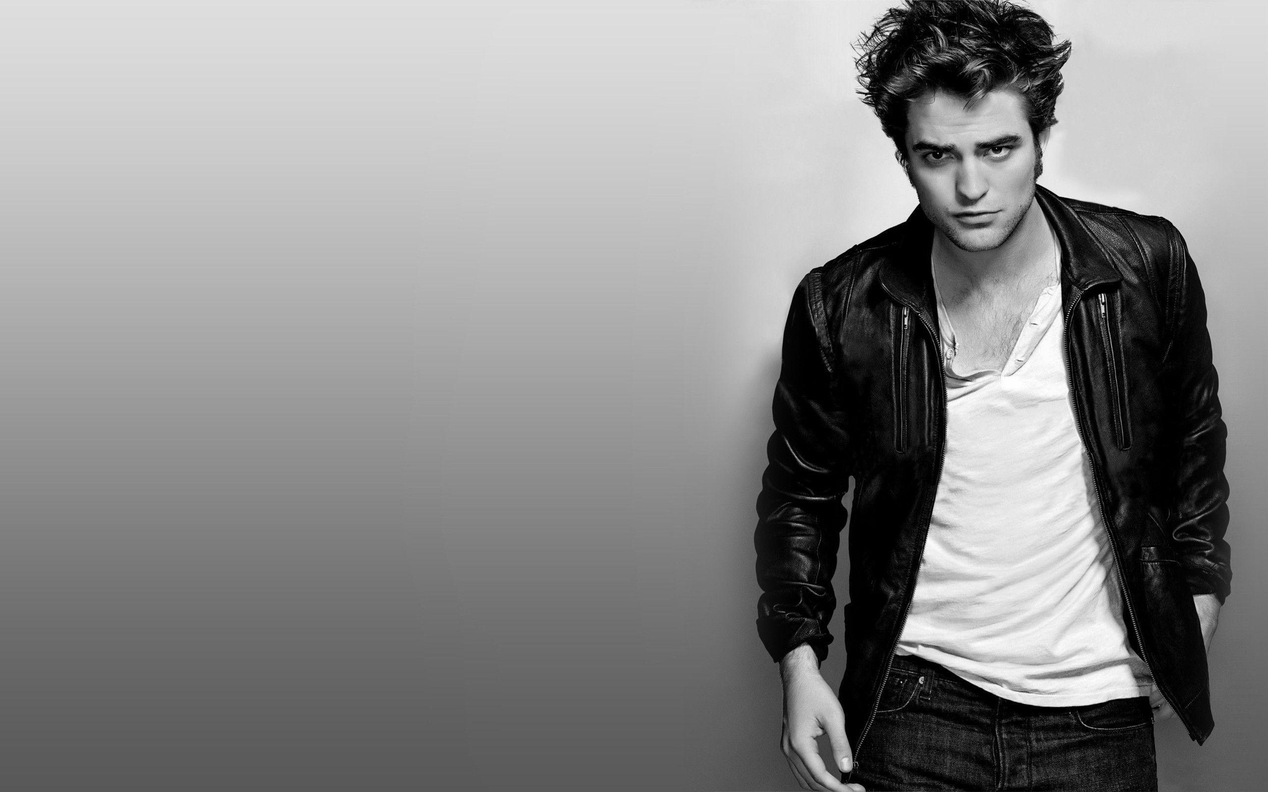 Robert Pattinson Wallpapers