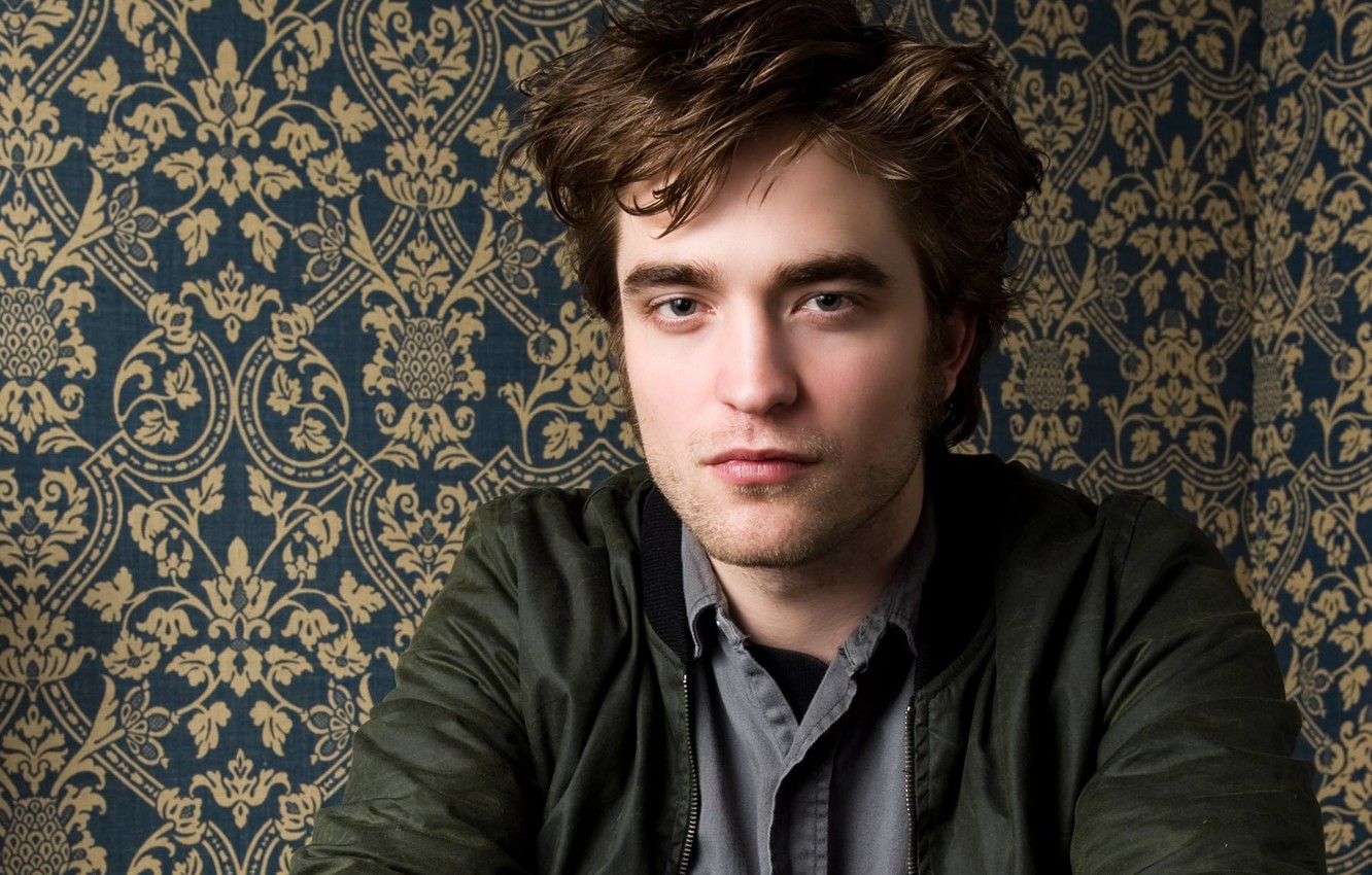 Robert Pattinson Wallpapers