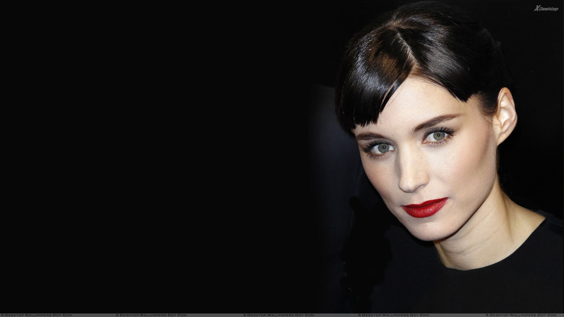 Rooney Mara Cute Smile Wallpapers