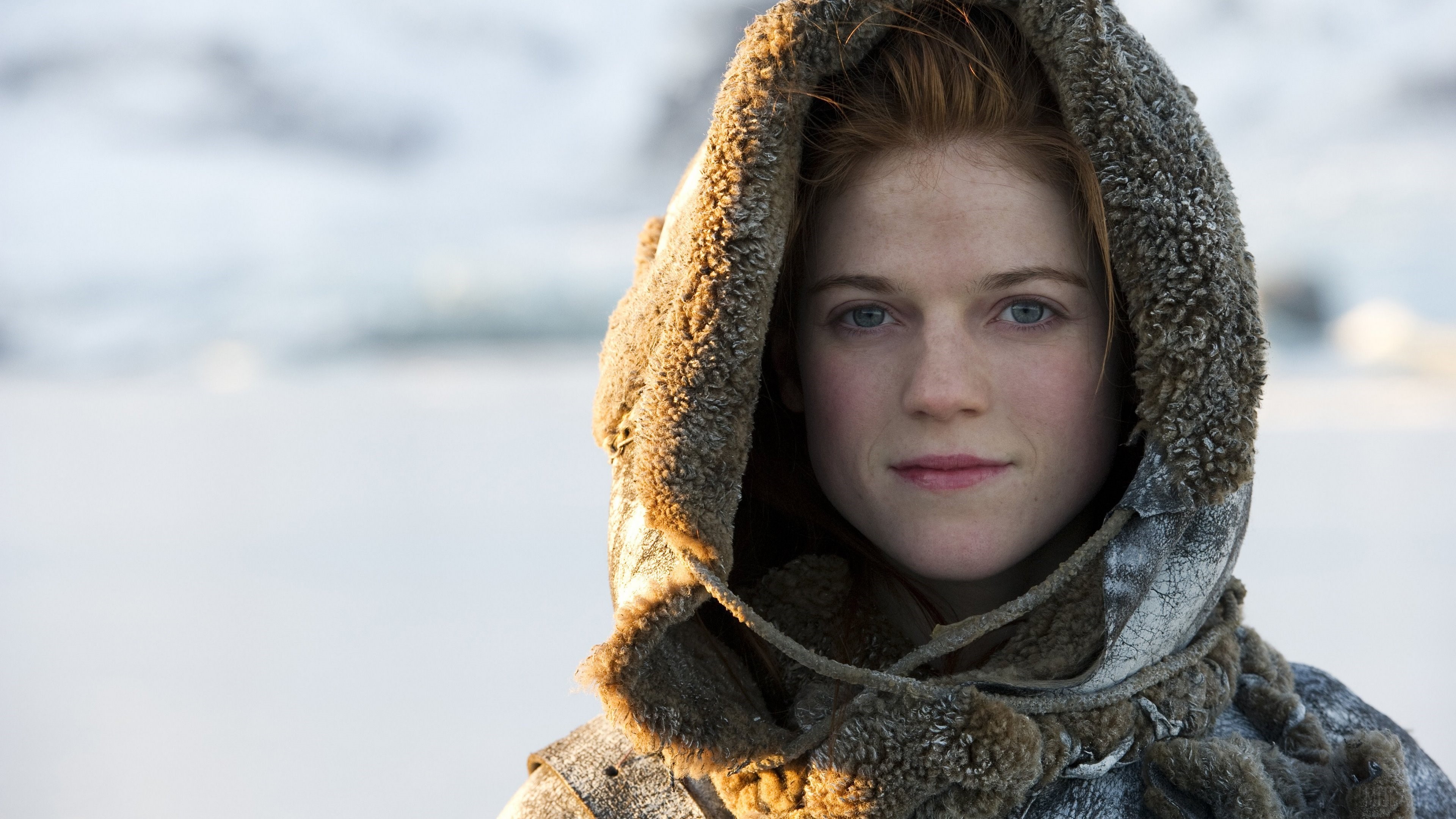 Rose Leslie Smile Wallpapers