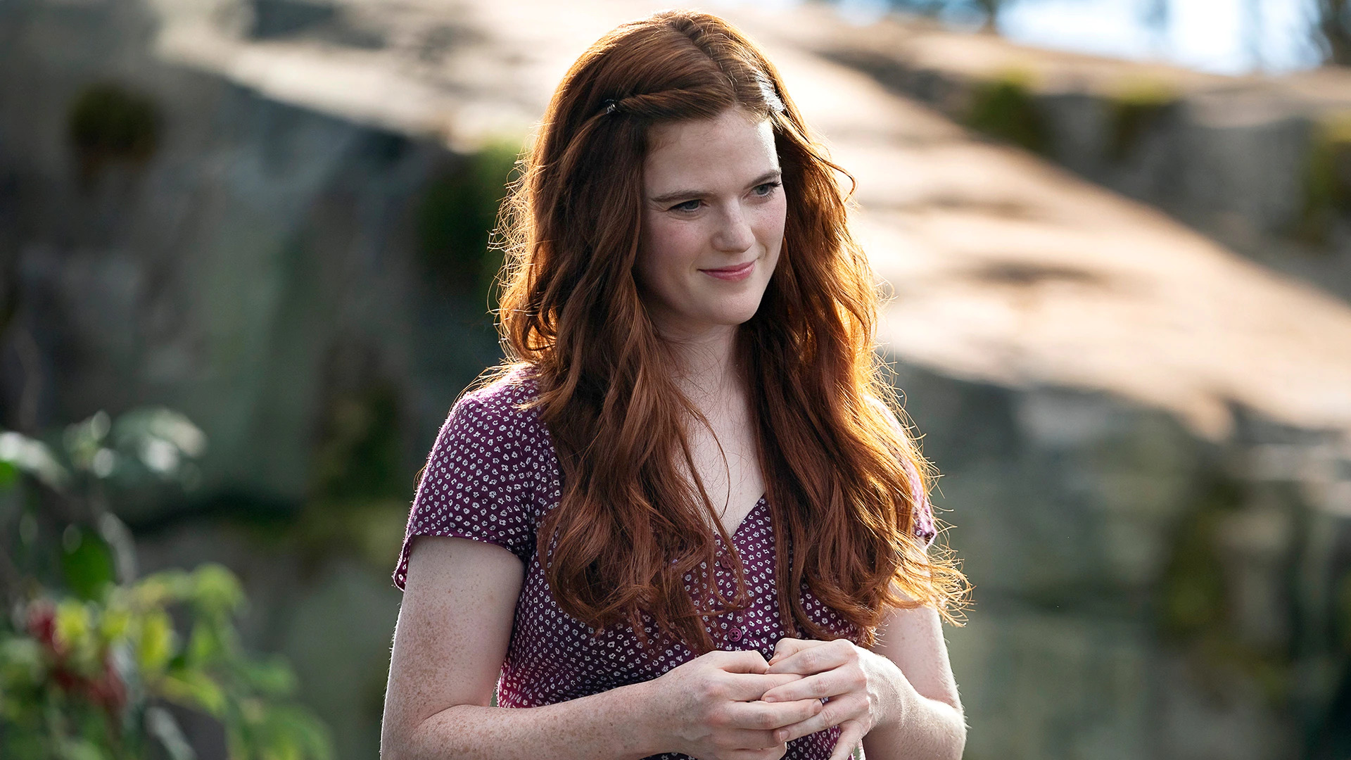 Rose Leslie Smile Wallpapers