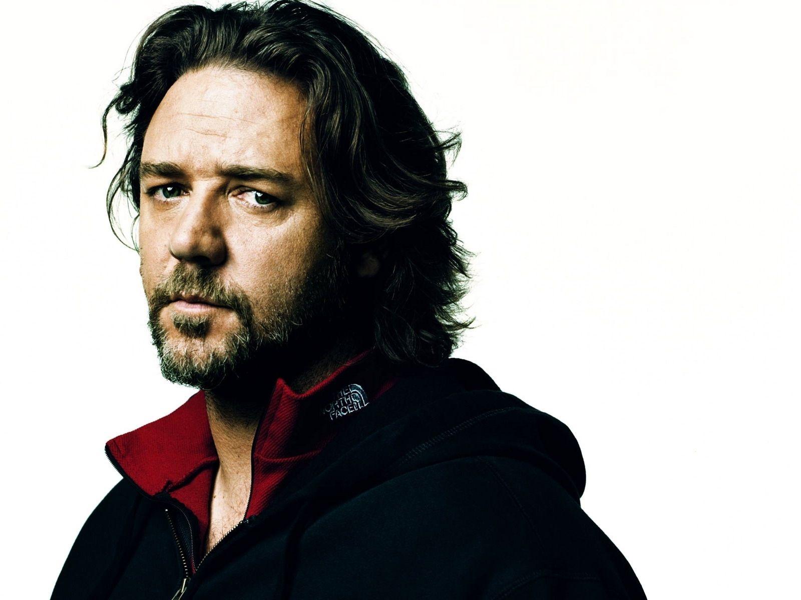 Russell Crowe Wallpapers