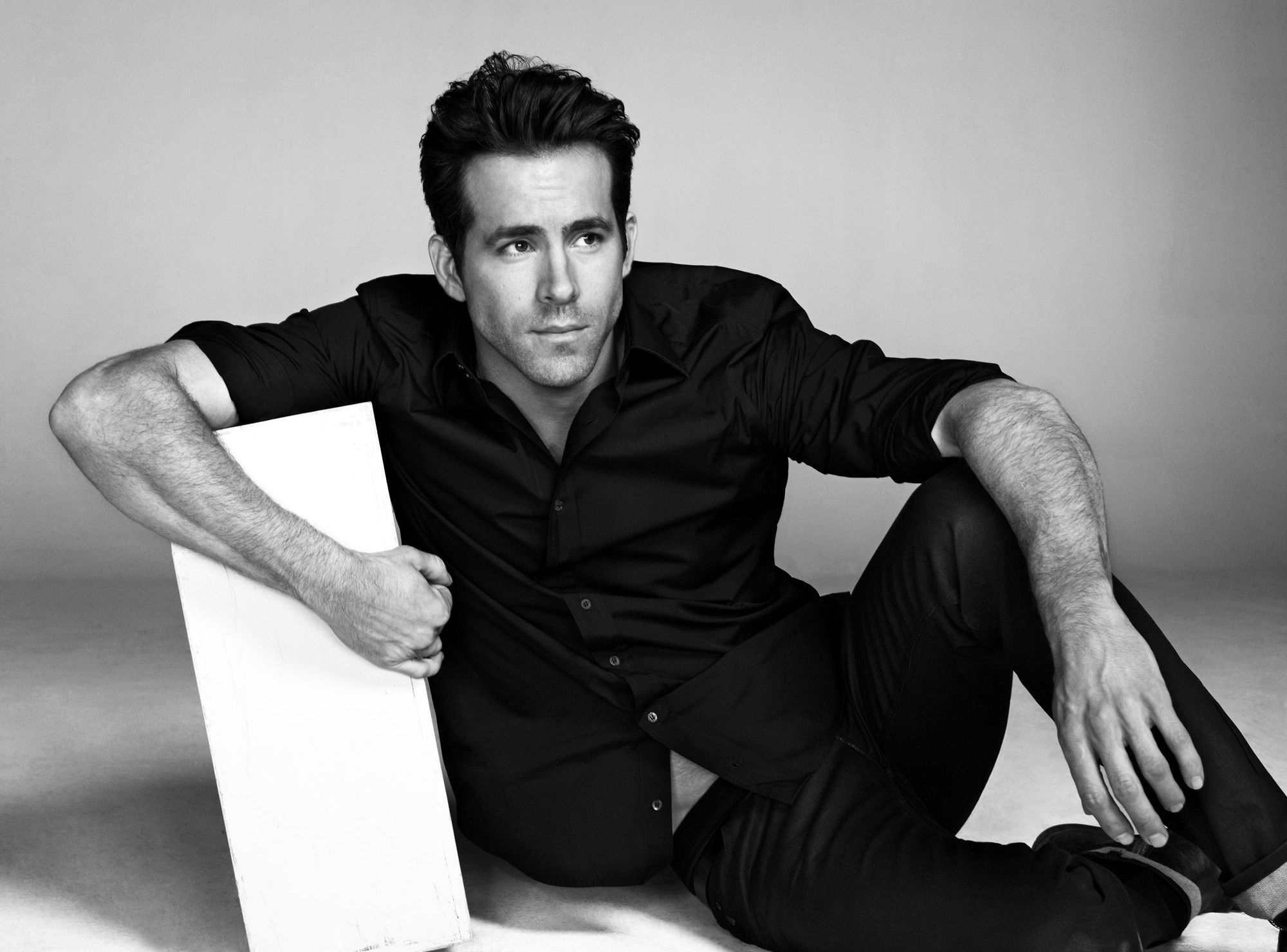 Ryan Reynolds Portrait Photoshoot Wallpapers